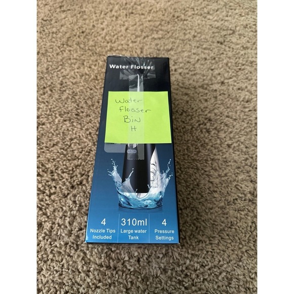 Water Flosser with 310ml Tank, 4 Nozzle Tips, 4 Pressure Settings, USB Rechargea - Picture 6 of 11
